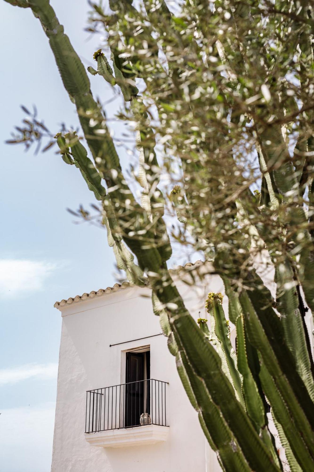 Finca Legado Ibiza Санта Еулалия дел Рио Екстериор снимка