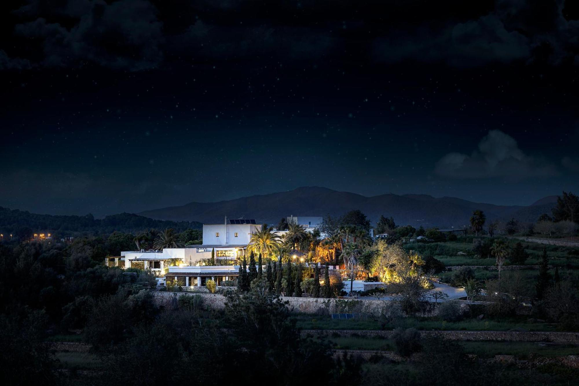 Finca Legado Ibiza Санта Еулалия дел Рио Екстериор снимка